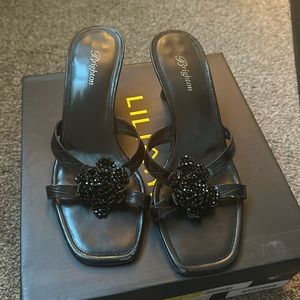 Brighton kitten heels